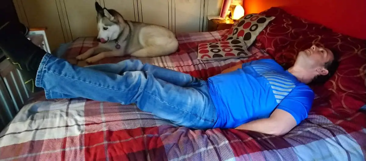 Should You Do SitUps in Bed? Getting Old And Fit